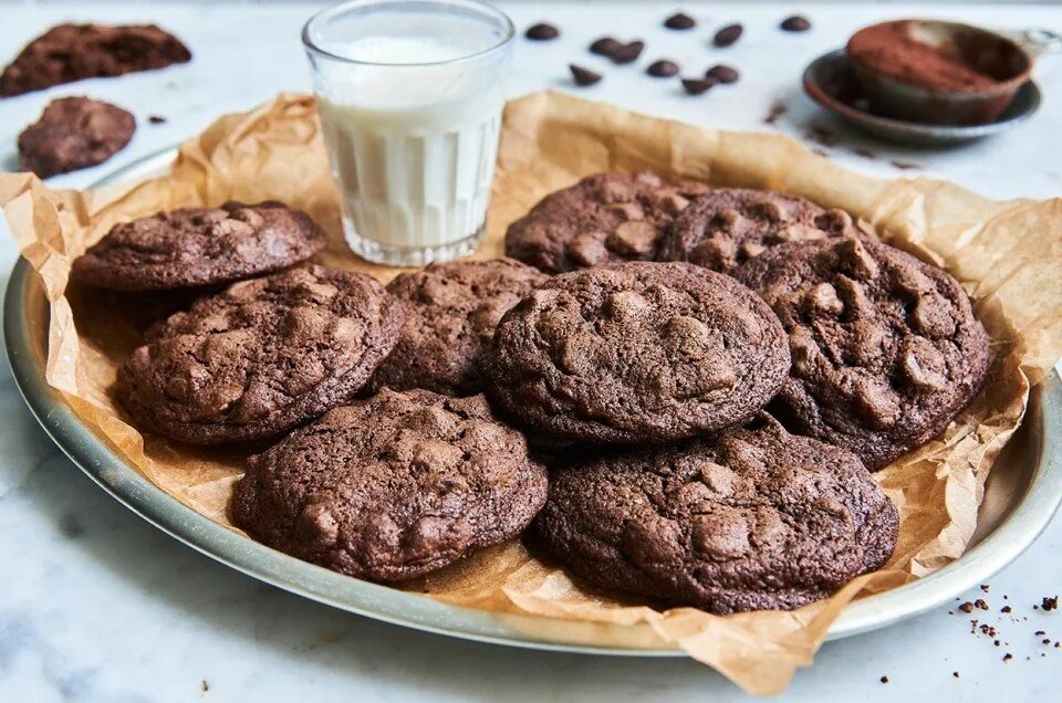chocolate-drop-cookies chocolate-drop-cookies